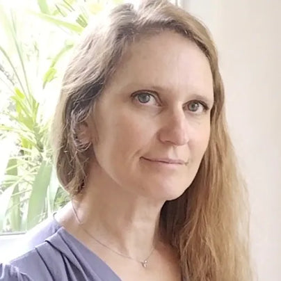 Julia Brosnan is a certified instructor at Buteyko Clinic International